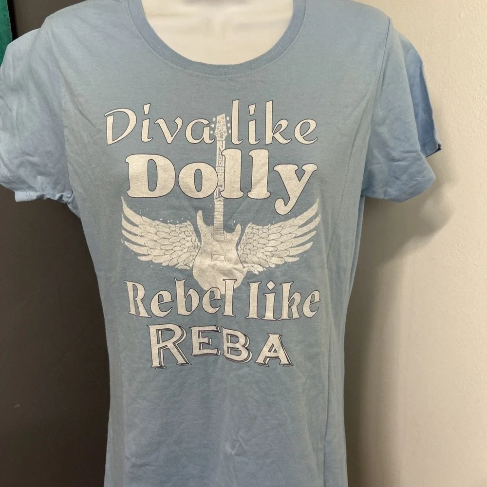 Diva‎ Like Dolly Rebel Like Reba Women's Small T Shirt Country Music Blue Guitar